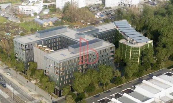 Bureau de 4314 m² à louer à Bordeaux Ravezies