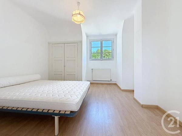 Maison à vendre  5 pièces - 117,50 m 2   CHARTRES  - 28