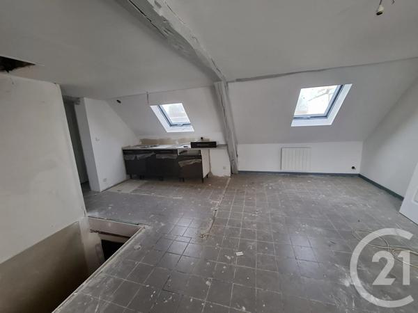 Immeuble à vendre  268 m 2   VALENCAY  - 36