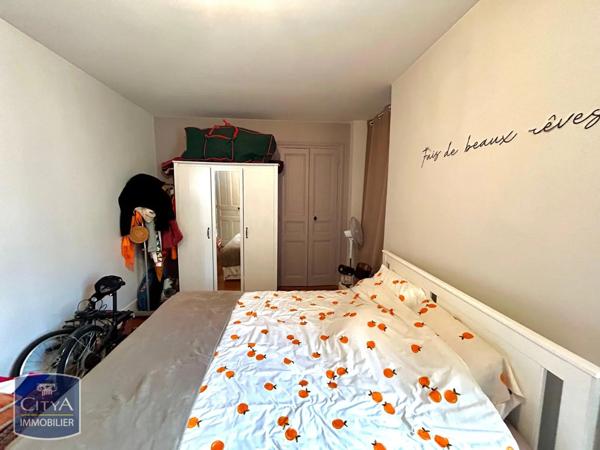 Appartement à louer 2 pièces 55m²