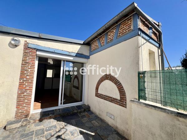 Maison
         4 pièces
        - 101 m² 220 500 € *