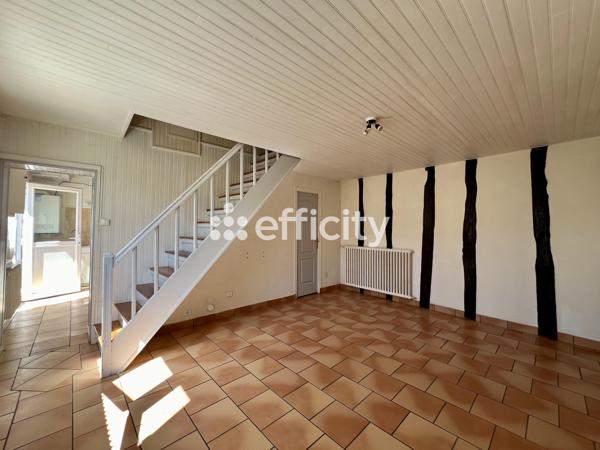 Maison
         4 pièces
        - 101 m² 220 500 € *