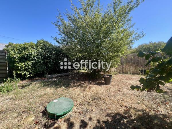 Maison
         4 pièces
        - 101 m² 220 500 € *