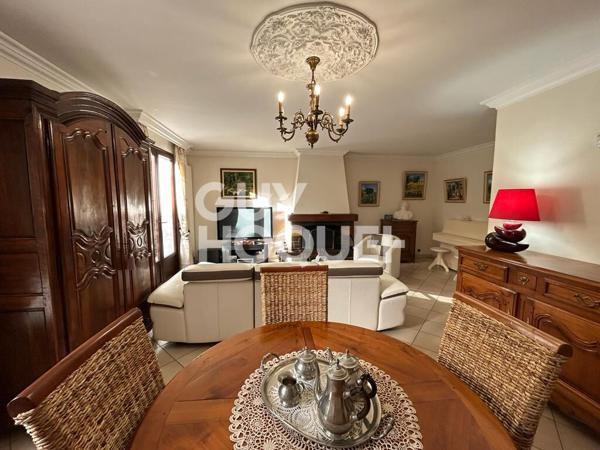 Maison 8 pièce(s) 176 m2