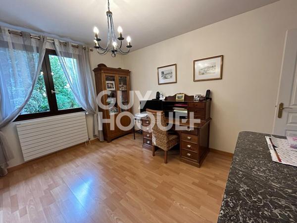 Maison 8 pièce(s) 176 m2