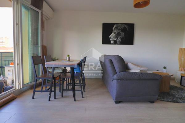 Appartement Marseille 2 pièces 42 m² rénové avec terrasse 11 m² vue dégagée  Saint-Loup / Saint-Tronc parking garage