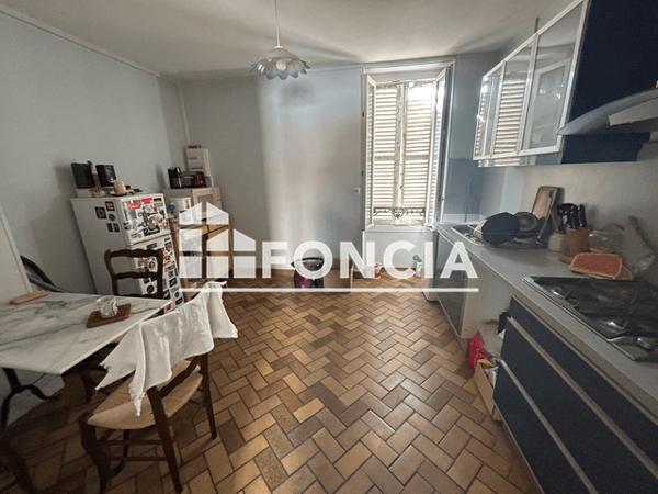 Location Appartement 5 pièces 86.11 m² - 6 RUE MARCEAU Dijon 21000