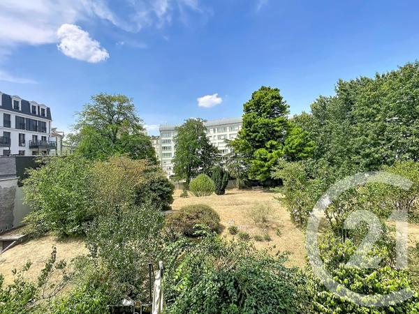 Appartement F3 à vendre  3 pièces - 60,83 m 2   PUTEAUX  - 92