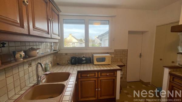 Quiberon - Vente maison de 101 m² au sol proche centre-ville avec 5 chambres, jardin, dépendance et garage