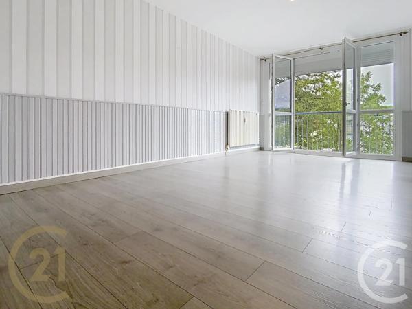 Appartement F2 à vendre  2 pièces - 59 m 2   LILLEBONNE  - 76