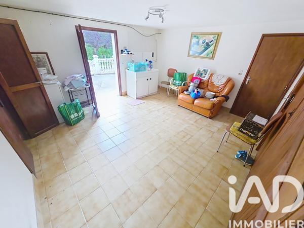 Maison à vendre 4 pièces 90 m² Javerlhac-et-la-Chapelle-Saint-Robert