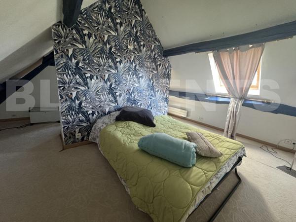 ENSEMBLE IMMOBILIER POUR INVESTISSEUR – 5 LOTS DONT 3 TERRAINS À BÂTIR + MAISON + DÉPENDANCE + TERRE