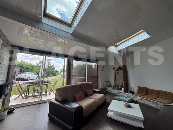 ENSEMBLE IMMOBILIER POUR INVESTISSEUR – 5 LOTS DONT 3 TERRAINS À BÂTIR + MAISON + DÉPENDANCE + TERRE