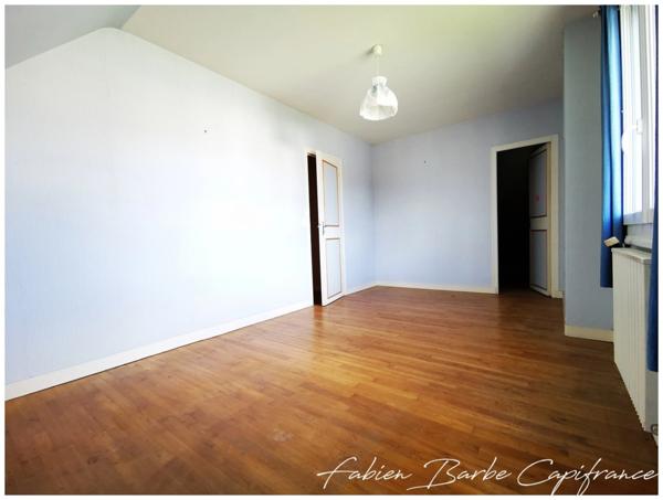 Maison à vendre 8 pièces 233 m² GUER centre (56)