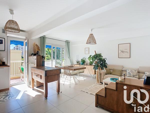 Appartement à vendre 4 pièces 75 m² Saint-Laurent-du-Var