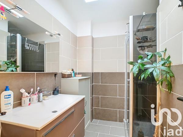 Appartement à vendre 4 pièces 75 m² Saint-Laurent-du-Var