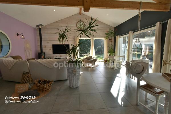 Propriété à vendre 5 pièces CARCANS (33)