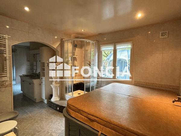 À vendre Maison 6 pièces 200 m² - Villers-sur-le-roule 27940