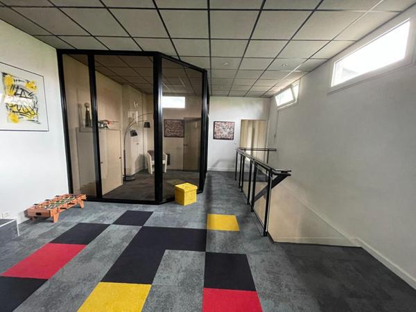 St Maur Les Fossés - Murs bureaux - 110 m2 - Prix 330 000