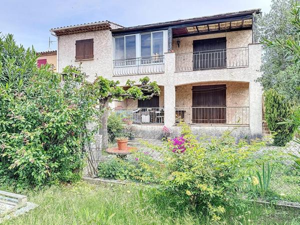 Maison à vendre à Puget-sur-Argens de 190m²
