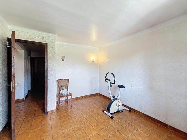 Maison à vendre à Puget-sur-Argens de 190m²