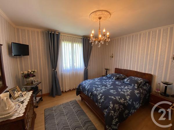 Maison à vendre  5 pièces - 148 m2 LA GUERCHE SUR L AUBOIS - 18