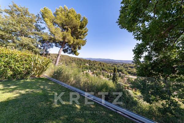 VILLA CONTEMPORAINE NEUVE D'EXCEPTION AVEC VUE PANORAMIQUE À COUPER LE SOUFFLE