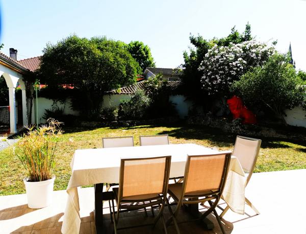 Maison à vendre 10 pièces 290 m² Mérignac