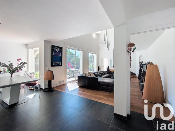 Maison à vendre 10 pièces 290 m² Mérignac