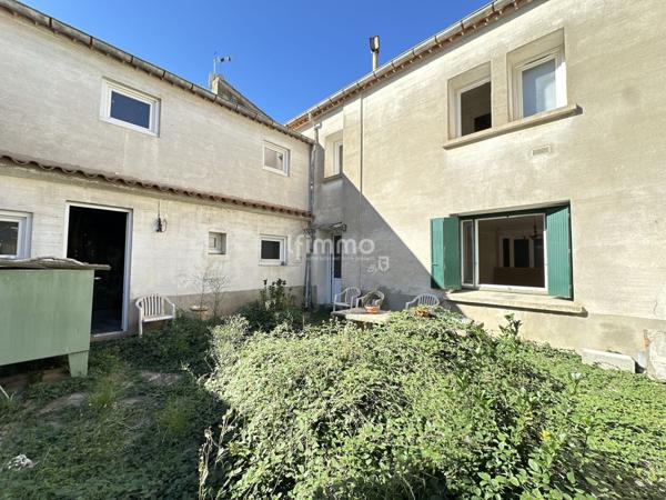 Maison T4 à rénover avec jardin