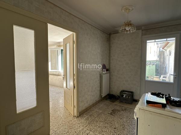 Maison T4 à rénover avec jardin