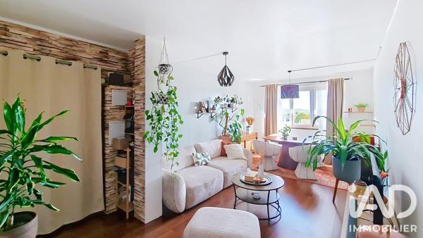 Appartement à vendre 3 pièces 57 m² Saint-Fargeau-Ponthierry