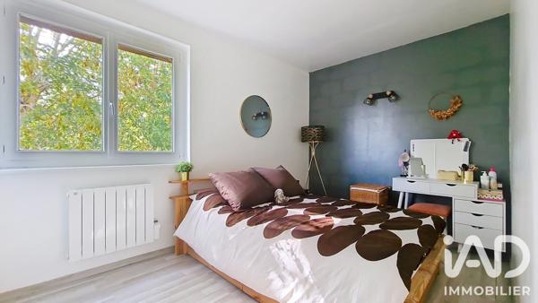 Appartement à vendre 3 pièces 57 m² Saint-Fargeau-Ponthierry