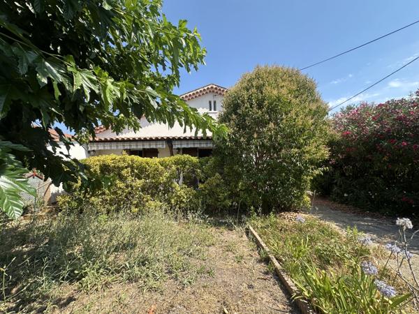 Maison
                                                                                                                                                                                                                                                                                                                        4 pièce(s)                                                                                                                                                                                                          2 chambre(s)                                                                                                                                                                                                          107.92  m²