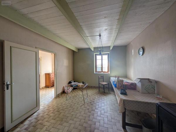 Corps de ferme à vendre à Landivisiau dans le Finistère (29400), ref : 4134