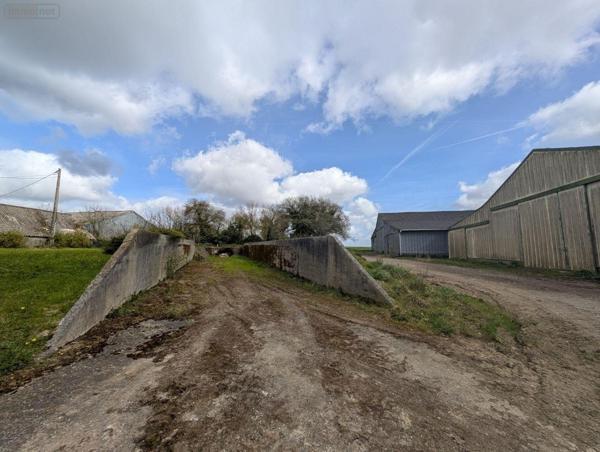 Corps de ferme à vendre à Landivisiau dans le Finistère (29400), ref : 4134
