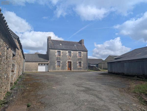 Corps de ferme à vendre à Landivisiau dans le Finistère (29400), ref : 4134