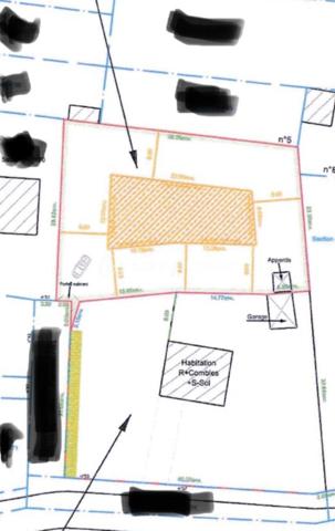 Terrain de 1 033 m²