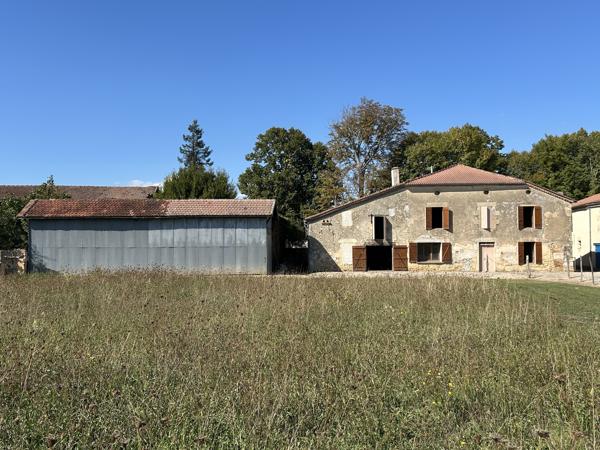 Maison à rénover + séchoir réhabilitable