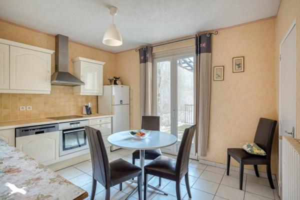 Maison à vendre |  Miramont-de-Guyenne |  5 pièces | 195 m²