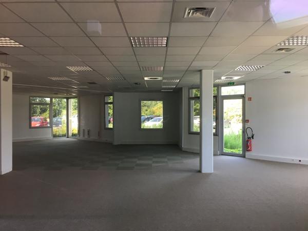Bureaux à louer à PETIT COURONNE 76650