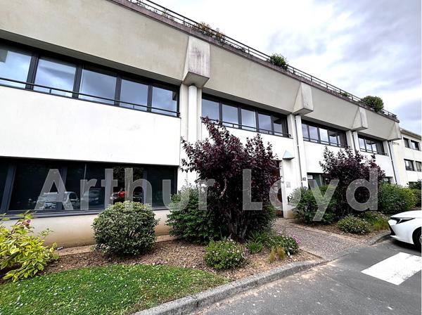 Bureaux - À Louer - Caen