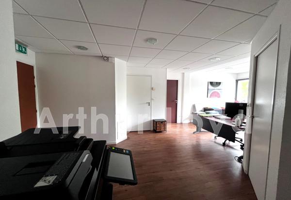 Bureaux - À Louer - Caen