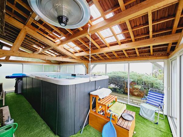 MAISON PROPRIETE 9 PIECES + STUDIO JARDIN DEPENDANCE