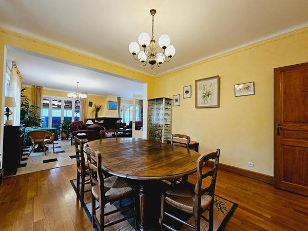 MAISON PROPRIETE 9 PIECES + STUDIO JARDIN DEPENDANCE