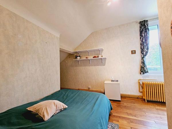 MAISON PROPRIETE 9 PIECES + STUDIO JARDIN DEPENDANCE