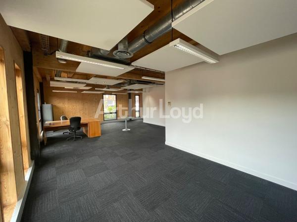 Bureaux à louer - Emplacement stratégique au pied de la Rocade