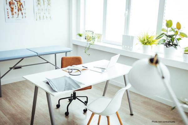 Ensemble de trois bureaux vendu entièrement loué à des professionnels de santé