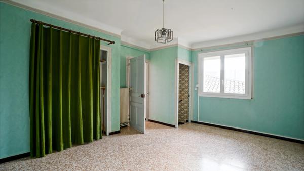 Maison de village 5 pièces avec cour et terrasse