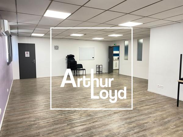 Bureaux à louer 220 m² Montpellier accès PMR parking et tramway